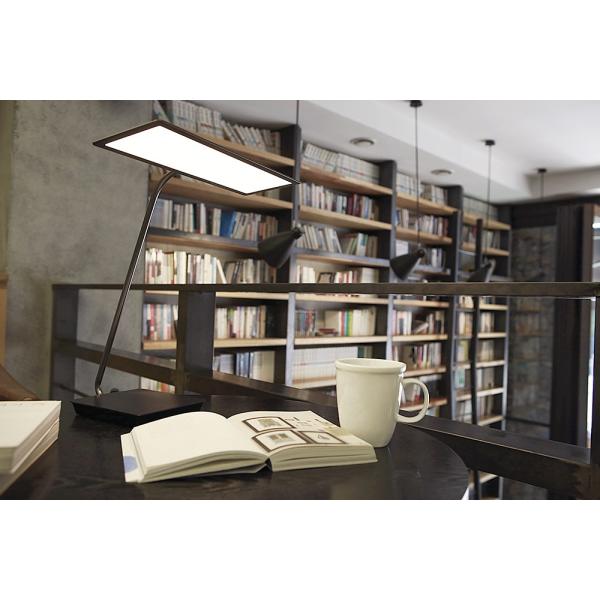 有機ELデスクライト インテリアに溶け込むスタイリッシュなデスクライト OLED SKY