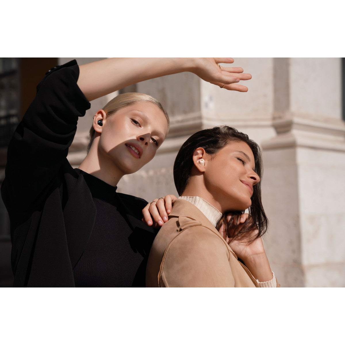 ワイヤレスイヤホン urbanista LISBON〔リスボン〕 Compact TWS バニラ