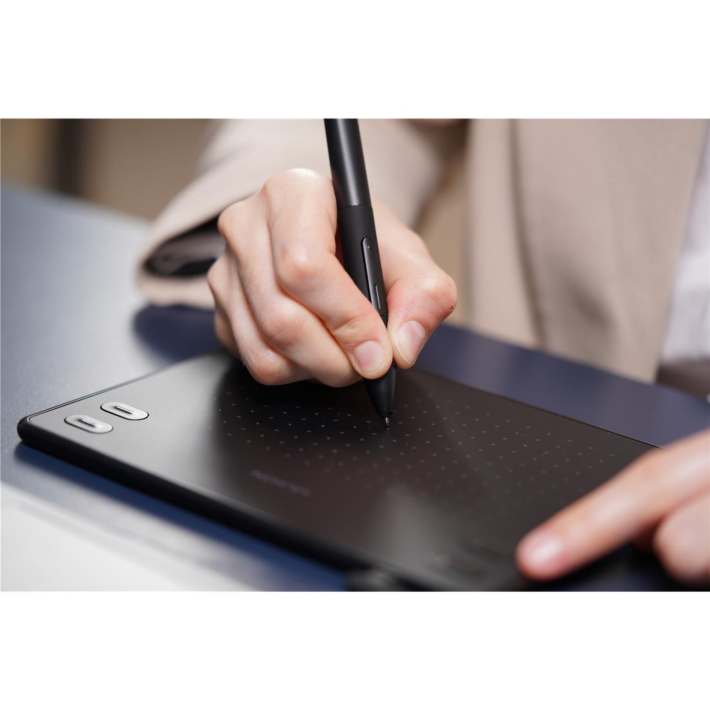 ペンタブ 本体 板タブ ペンタブレット Win MacOS対応 Linux OS Android Adobe USB-C フイオン HUION Inspiroy RTE-100-K