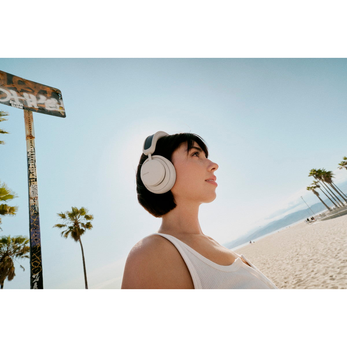 urbanista ワイヤレスヘッドフォン LOS ANGELES〔ロサンゼルス〕 Exager Solar Panel Noise Cancelling デザートグレー