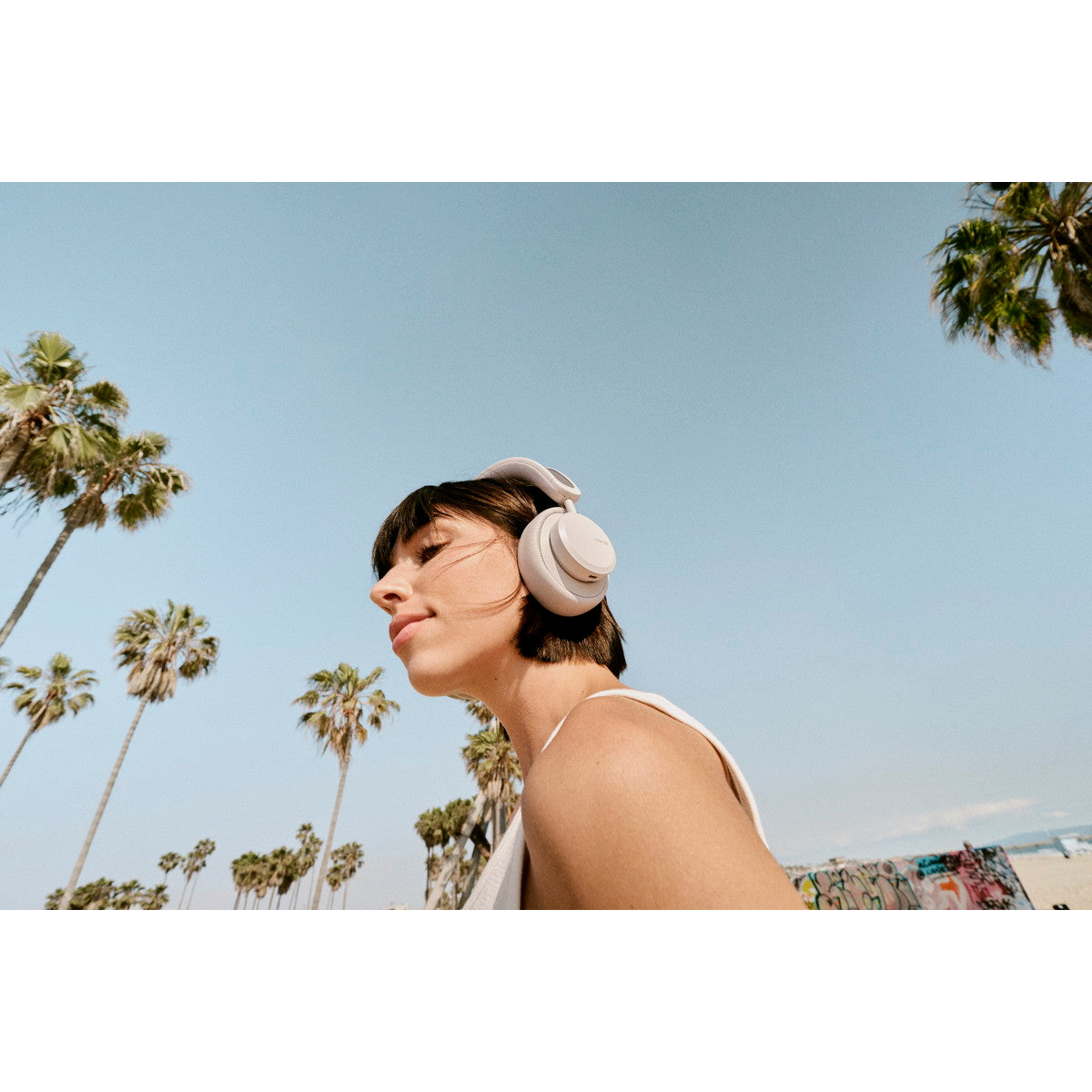 urbanista ワイヤレスヘッドフォン LOS ANGELES〔ロサンゼルス〕 Exager Solar Panel Noise Cancelling デザートグレー