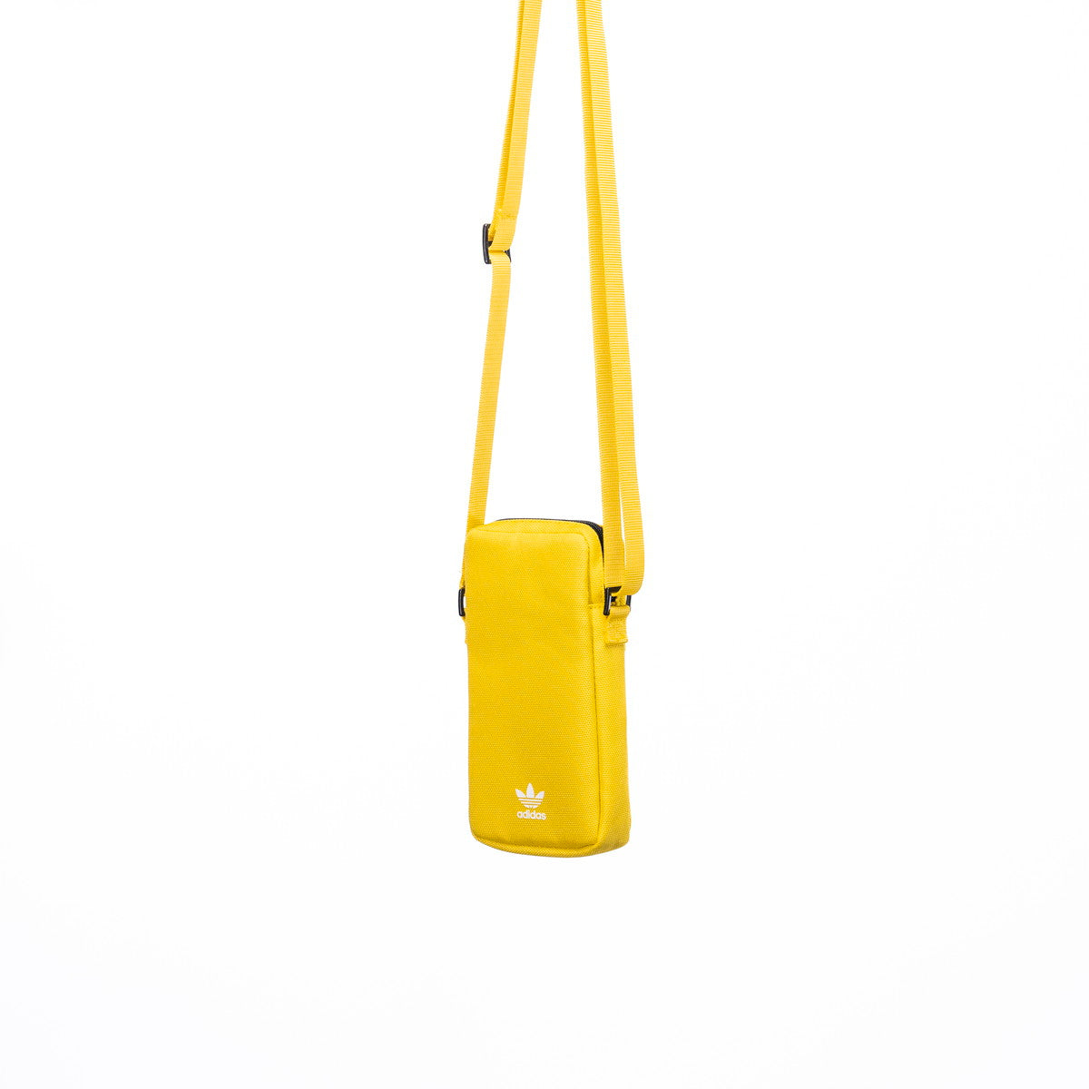 adidas ユニバーサルフォンポーチ Universal Pouch Big Logo ゴールドホワイト