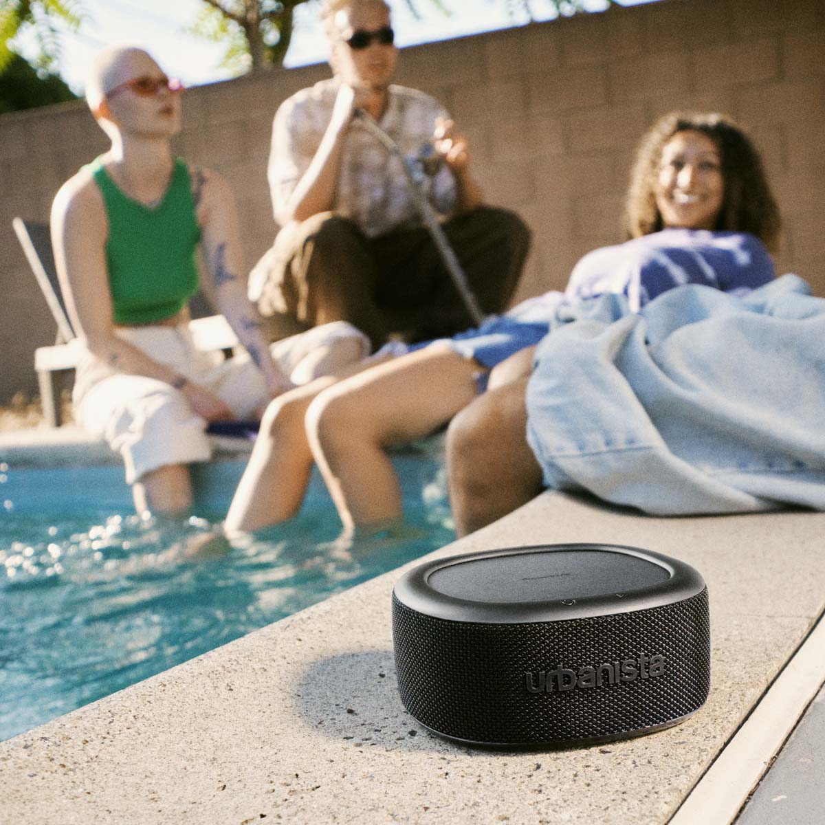 ワイヤレススピーカー MALIBU〔マリブ〕 Bluetooth ソーラー充電機能搭載スピーカー ミッドナイトブラック