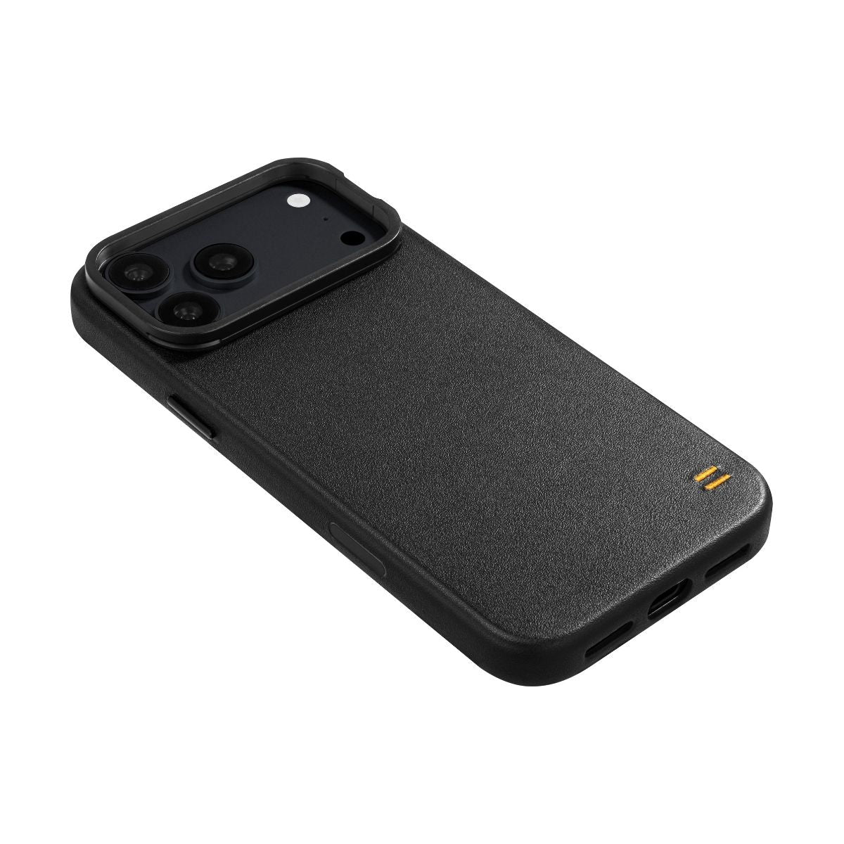 iPhone 18 Pro Max/17 Pro Maxケース LUXEDGE カーボンブラック