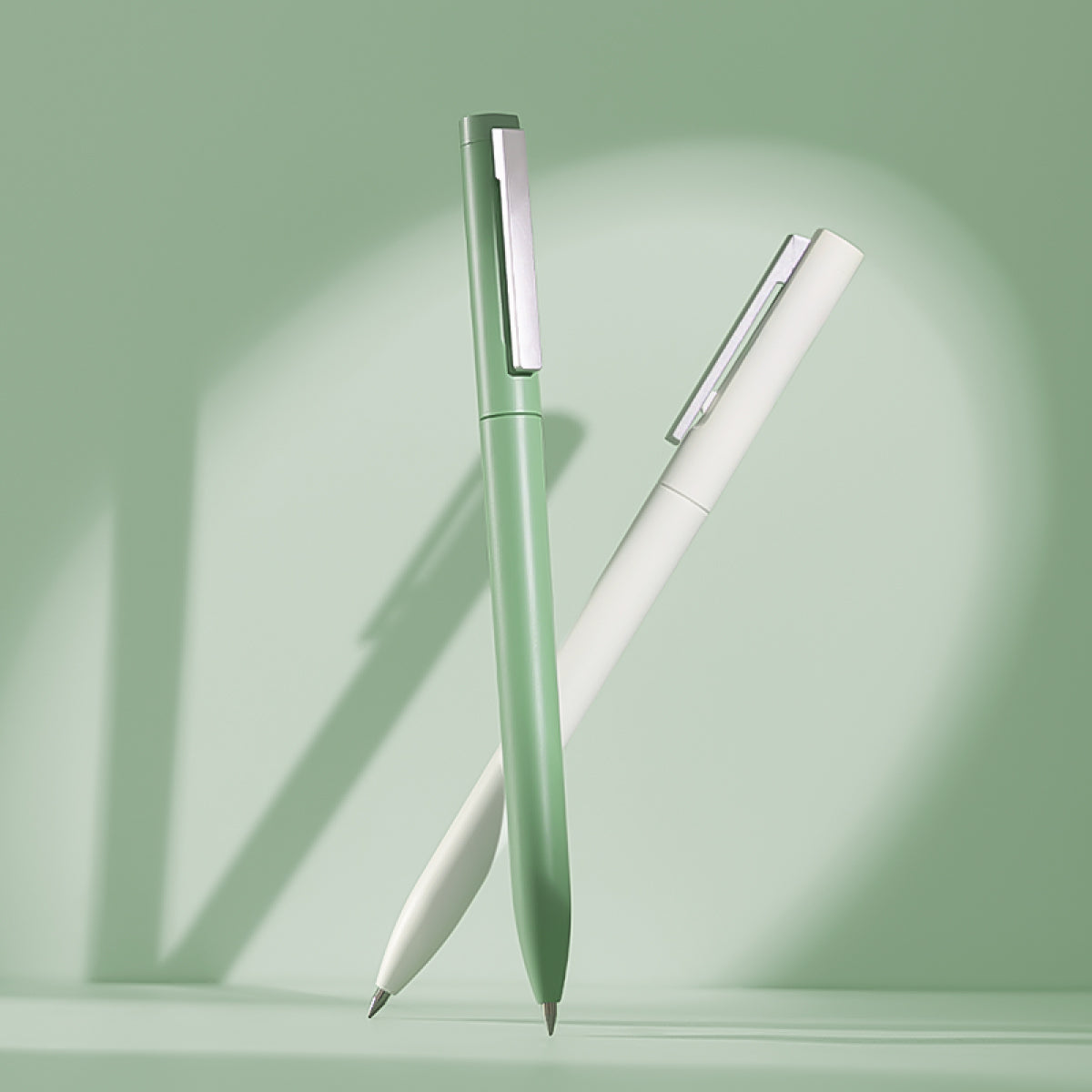 ゲルインクボールペン スタイリッシュボディ クリップノック マット質感 ベージュ